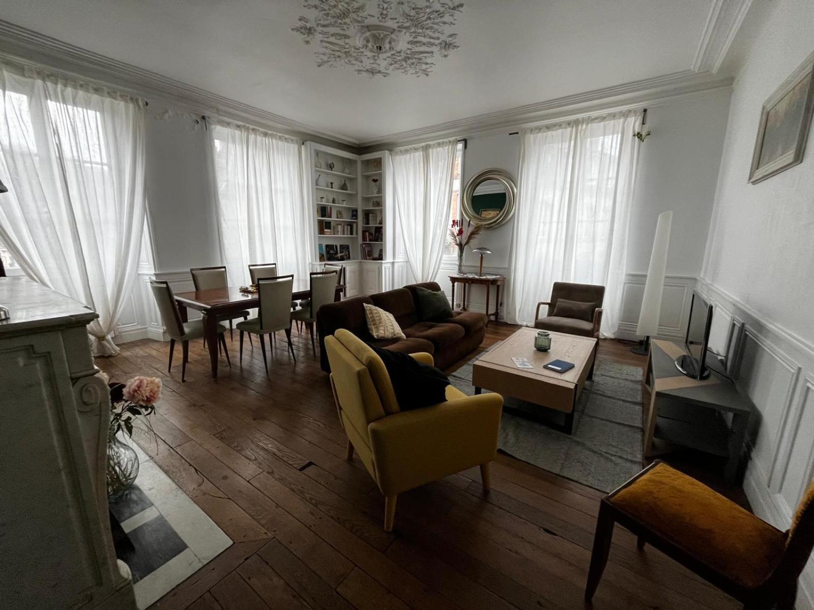 La Villa Louana 2 Appartement 100 M2 Charme De L Ancien En Coeur De Ville Обюссон Экстерьер фото
