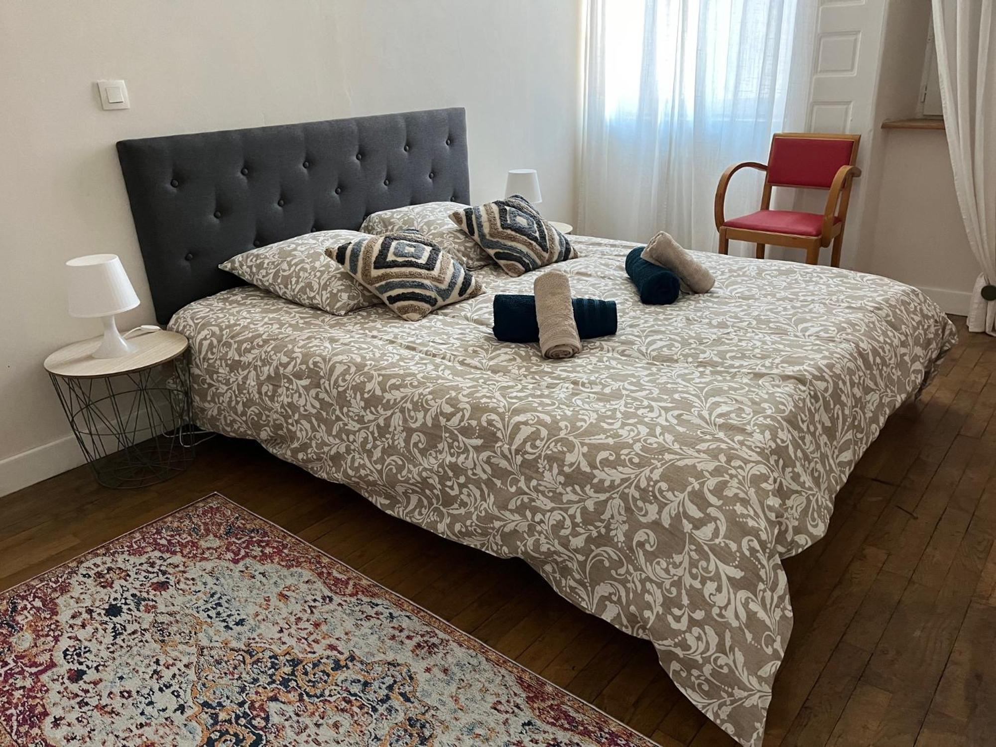 La Villa Louana 2 Appartement 100 M2 Charme De L Ancien En Coeur De Ville Обюссон Экстерьер фото